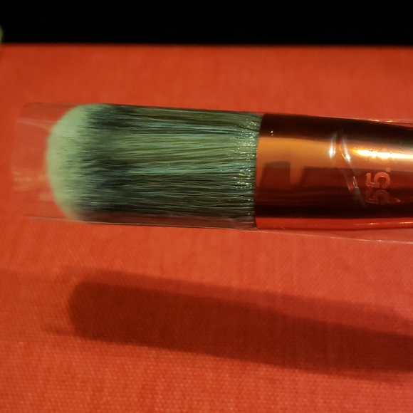 Makeup bundle - Picture 12 of 13